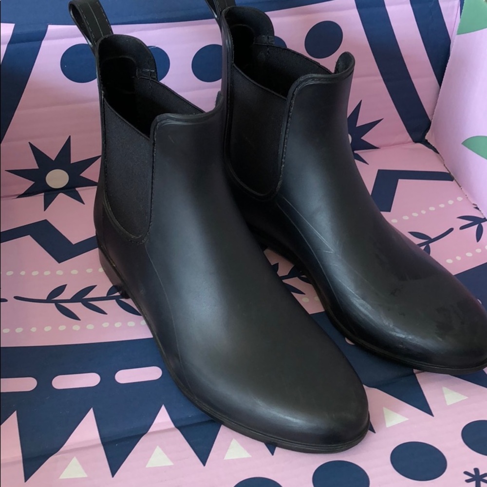 Chelsea style rain boots